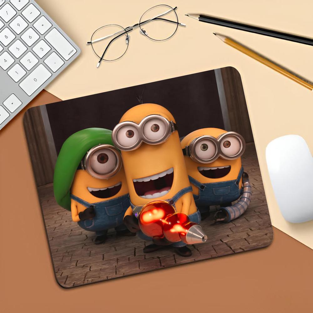 Коврик для мыши M-Minion, ковр – обзор и цена Laptop Accessories Protector