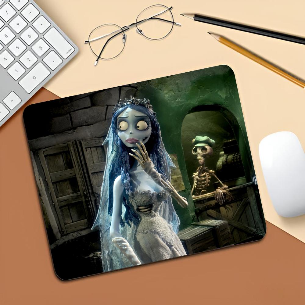 Коврик для мыши C-Corpse B-Bri – обзор и цена Laptop Accessories Protector